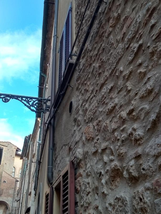 Appartamento Il Mandorlo Nel Centro Di 渥尔特拉 外观 照片