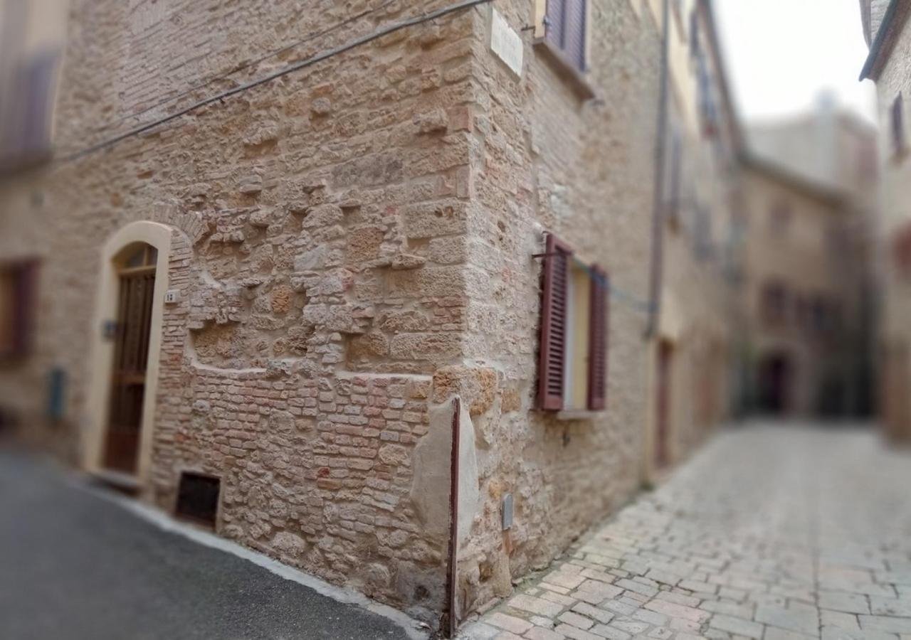 Appartamento Il Mandorlo Nel Centro Di 渥尔特拉 外观 照片